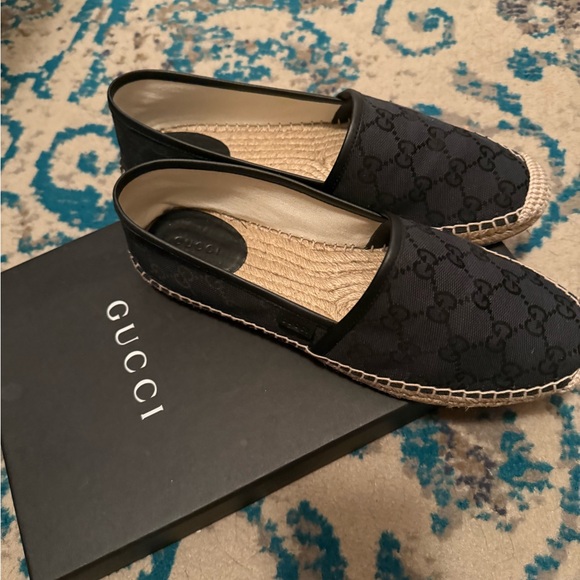 Authentic Gucci Black Espadrilles (391/2 ) - Picture 4 of 5